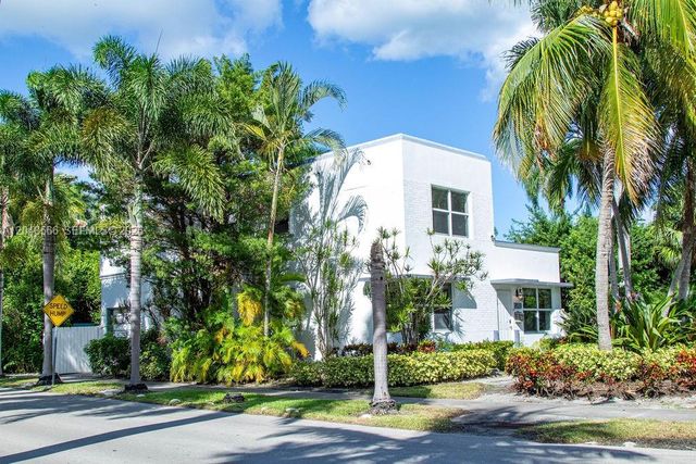 1255 Jackson St, Hollywood, FL 33019