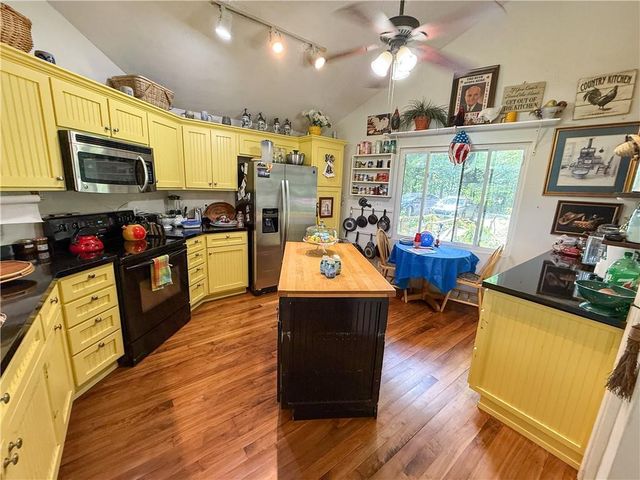 24604 E 327th Street, Harrisonville, MO 64701