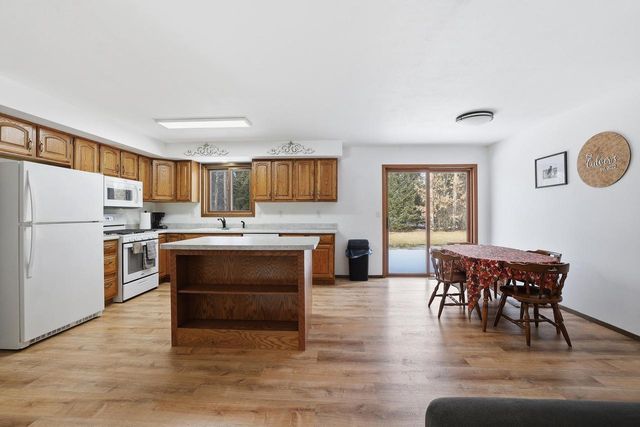 1756 JAYNES ROAD, Kronenwetter, WI 54455