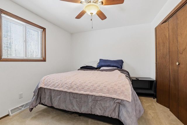 1756 JAYNES ROAD, Kronenwetter, WI 54455