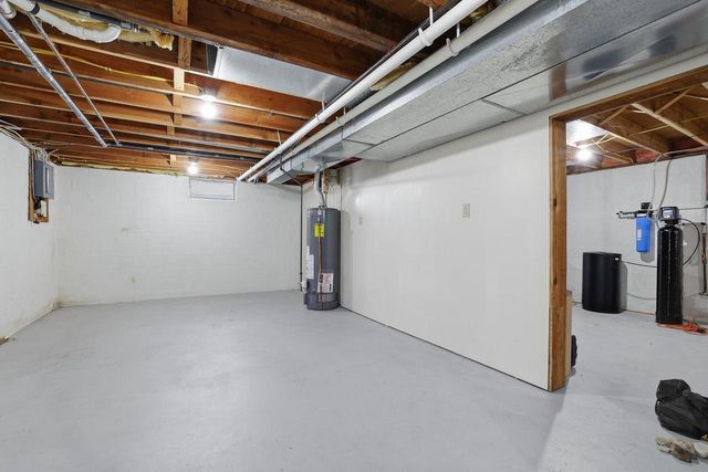 1756 JAYNES ROAD, Kronenwetter, WI 54455