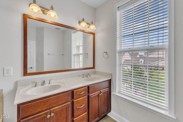 9211 Calabria Drive 104, Raleigh, NC 27617