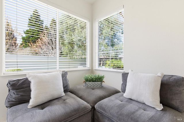 51 Regatta Way, Napa, CA 94559