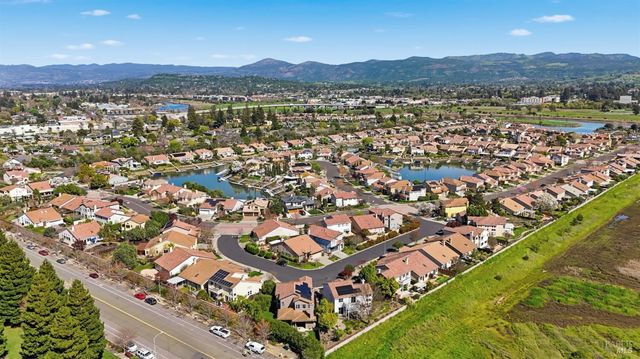 51 Regatta Way, Napa, CA 94559