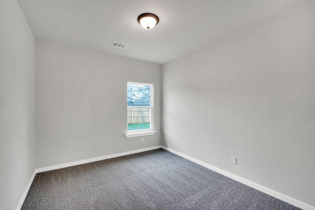 340 E Marshall Court, Palmer, TX 75152