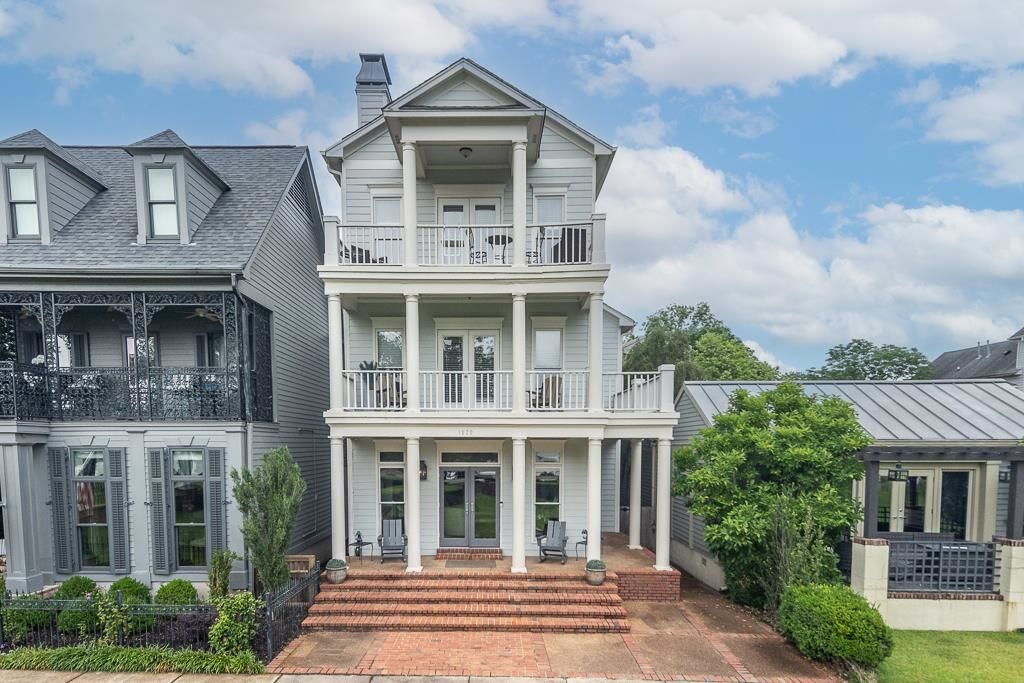 1020 ISLAND PARK DR, Memphis, TN 38103