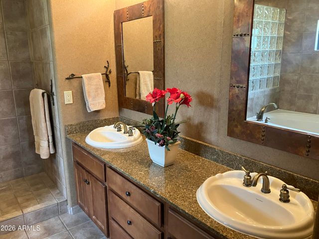 36601 N Mule Train Road 13D, Carefree, AZ 85377