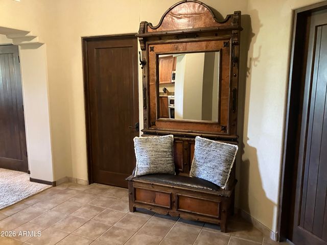 36601 N Mule Train Road 13D, Carefree, AZ 85377