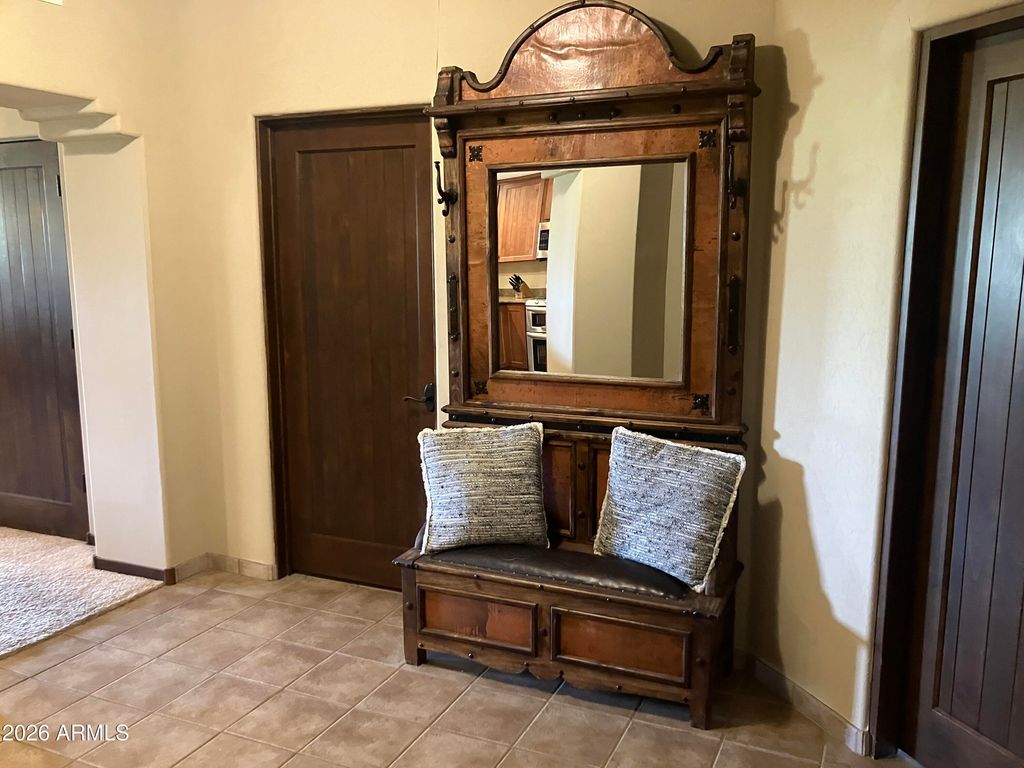Image 3 of property listing at 36601 N Mule Train Road 13D, Carefree, AZ 85377