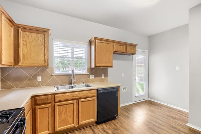 901 Bogart RD, Cedar Park, TX 78613