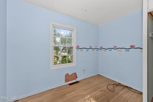 22 Mildred Lane, Colonie, NY 12110