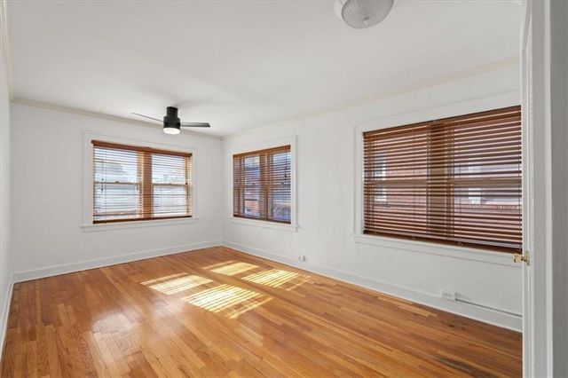 311 E 43rd Street 3W, Kansas City, MO 64111