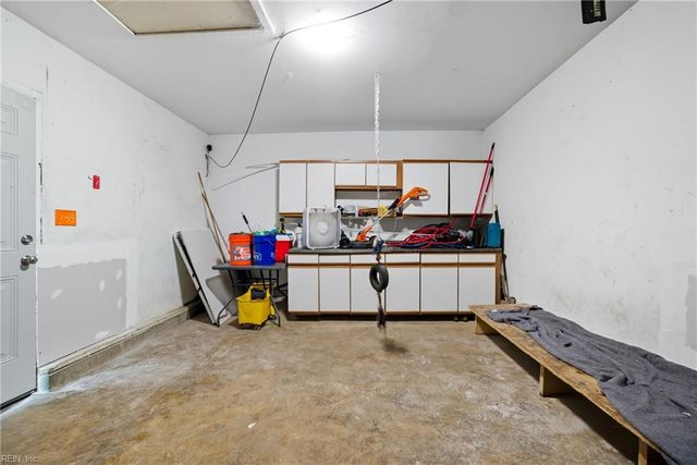 1914 County ST, Portsmouth, VA 23704