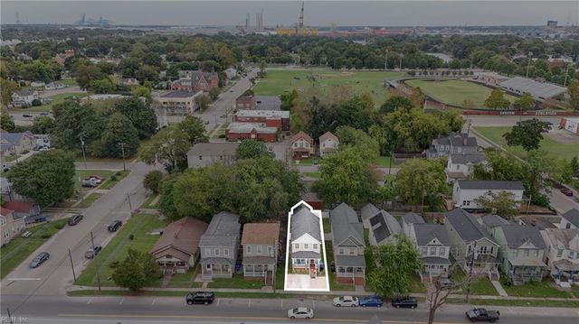 1914 County ST, Portsmouth, VA 23704