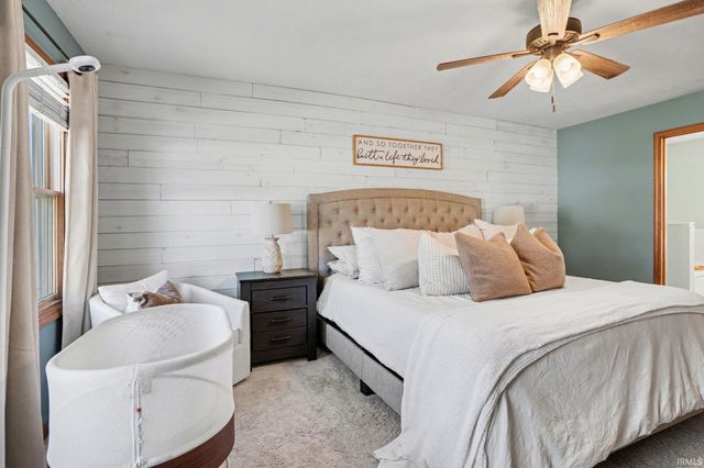 57279 Pine View Drive, South Bend, IN 46619