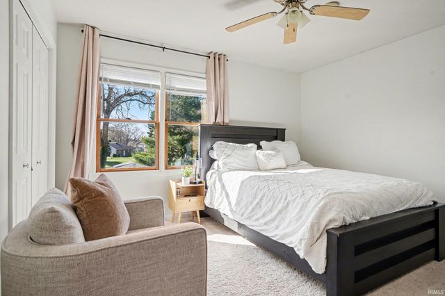 57279 Pine View Drive, South Bend, IN 46619