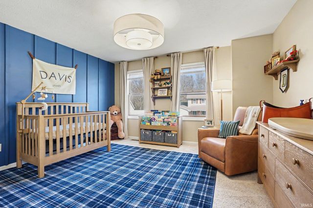 57279 Pine View Drive, South Bend, IN 46619