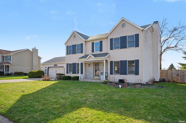 57279 Pine View Drive, South Bend, IN 46619