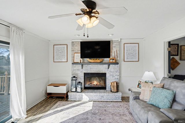 57279 Pine View Drive, South Bend, IN 46619