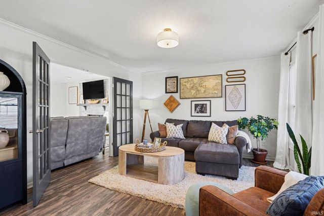 57279 Pine View Drive, South Bend, IN 46619