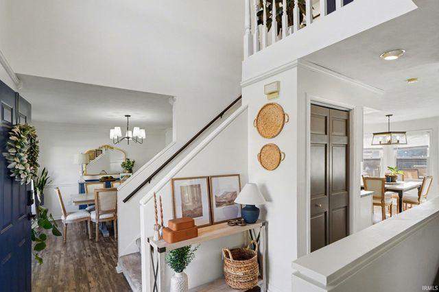 57279 Pine View Drive, South Bend, IN 46619