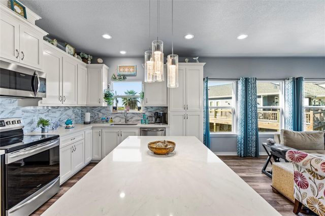 3260 Hidden Gold, Crystal Beach, TX 77650