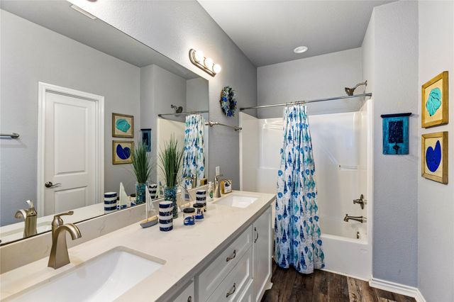 3260 Hidden Gold, Crystal Beach, TX 77650
