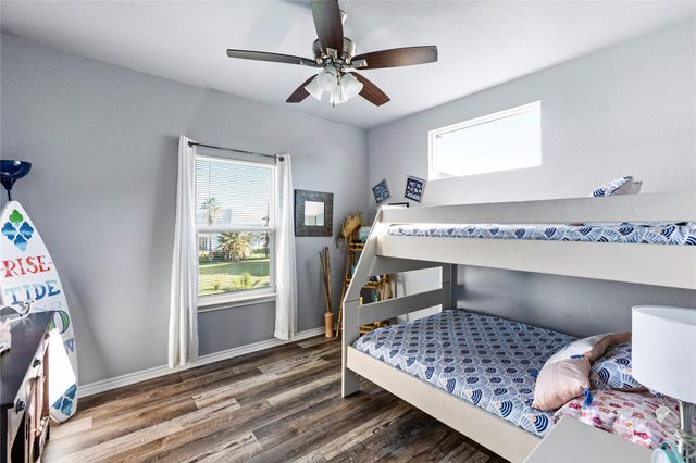 3260 Hidden Gold, Crystal Beach, TX 77650
