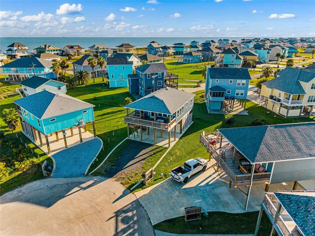 3260 Hidden Gold, Crystal Beach, TX 77650
