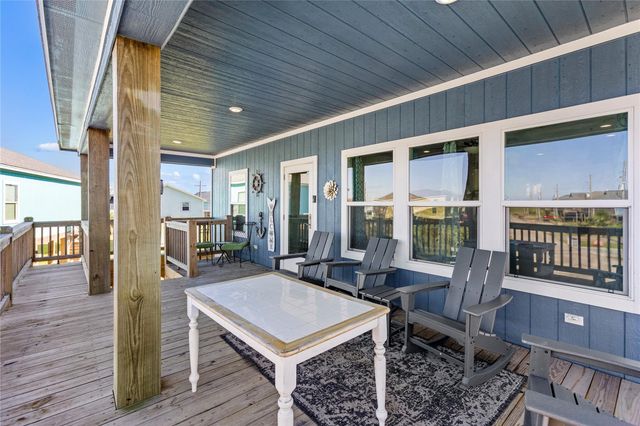 3260 Hidden Gold, Crystal Beach, TX 77650