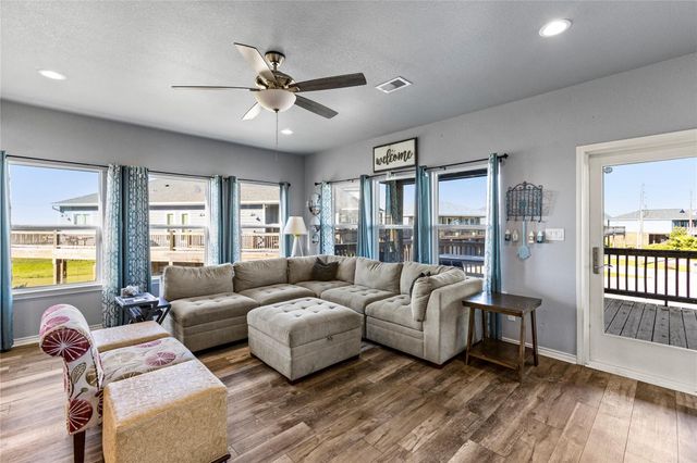 3260 Hidden Gold, Crystal Beach, TX 77650