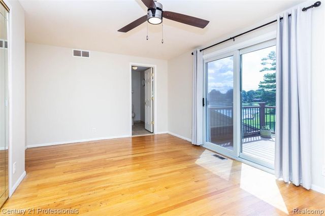 6361 Emerald Lake Drive, Troy, MI 48085