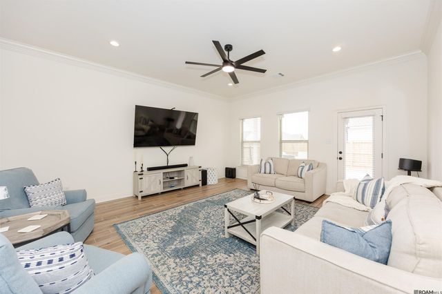 17208 Tidewater Ln, Baton Rouge, LA 70810