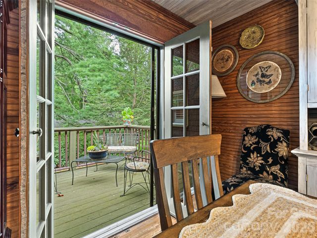 85 Chestnut Hill Road, Gerton, NC 28735