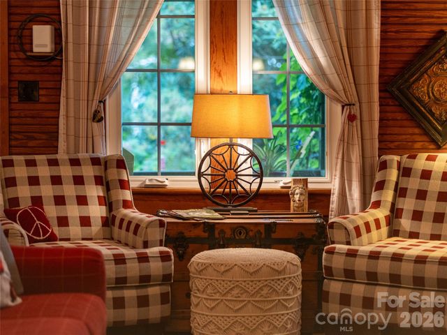 85 Chestnut Hill Road, Gerton, NC 28735