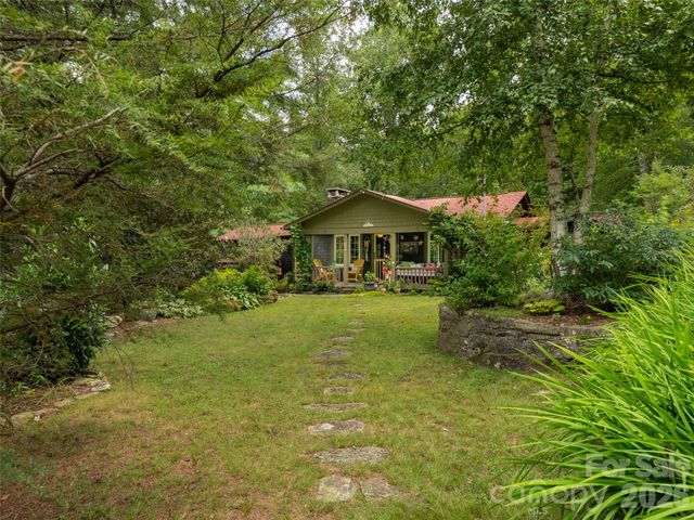 85 Chestnut Hill Road, Gerton, NC 28735