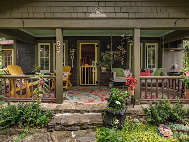 85 Chestnut Hill Road, Gerton, NC 28735
