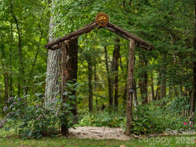 85 Chestnut Hill Road, Gerton, NC 28735