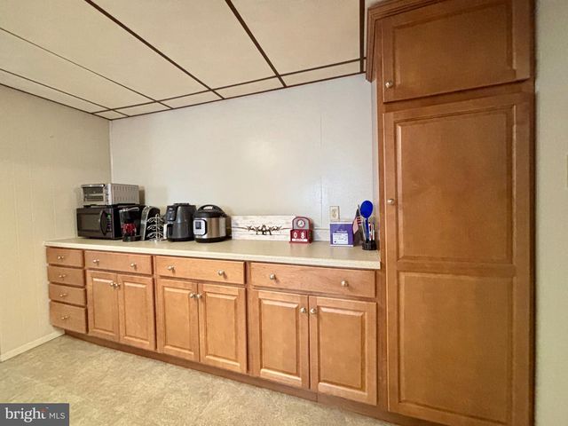 32 W BEREA ST, Summit Hill, PA 18250