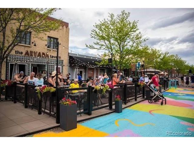 8620 W 52nd Ave, Arvada, CO 80002