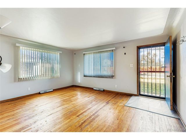 8620 W 52nd Ave, Arvada, CO 80002