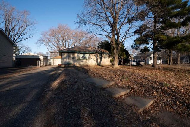 5453 N 4th Street, Brooklyn Center, MN 55430