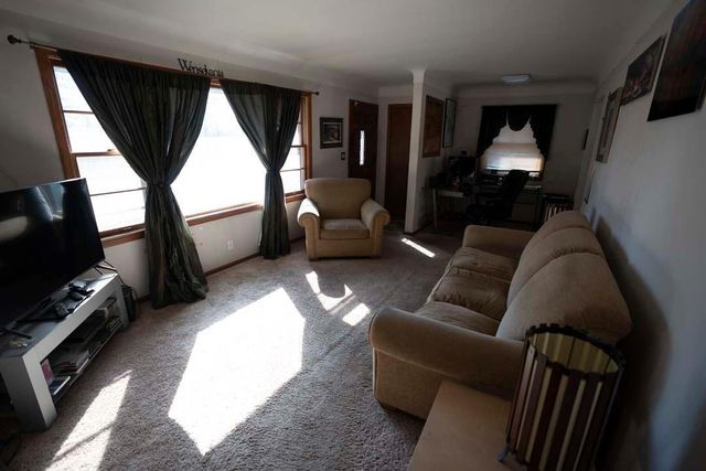 5453 N 4th Street, Brooklyn Center, MN 55430
