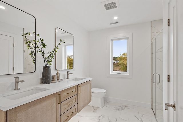 225 Middlesex Turnpike 107, Burlington, MA 01803