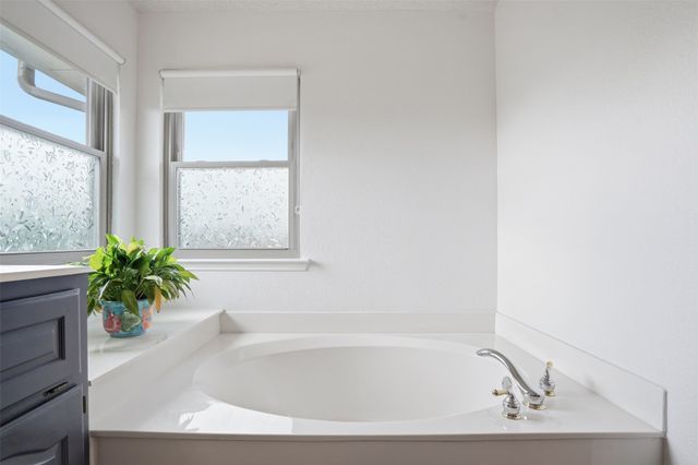 2010 Walnut Creek Trail, Garland, TX 75040