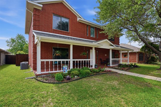 2010 Walnut Creek Trail, Garland, TX 75040