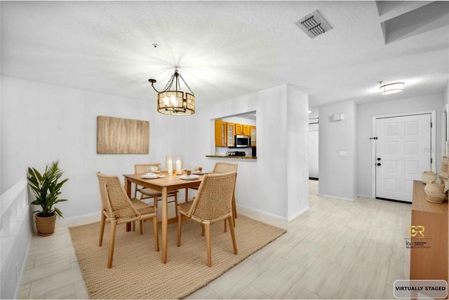 641 MAPLE OAK CIRCLE 101, Altamonte Springs, FL 32701