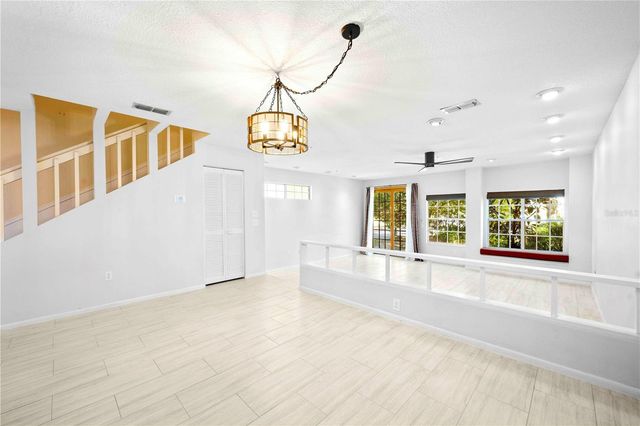 641 MAPLE OAK CIRCLE 101, Altamonte Springs, FL 32701