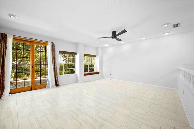 641 MAPLE OAK CIRCLE 101, Altamonte Springs, FL 32701