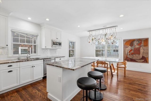 73 Atherstone Road, Scarsdale, NY 10583